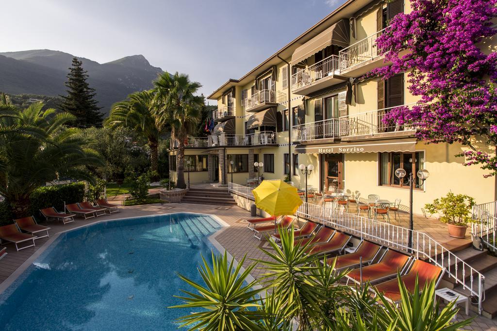 Hotel Sorriso Toscolano Maderno Exteriér fotografie