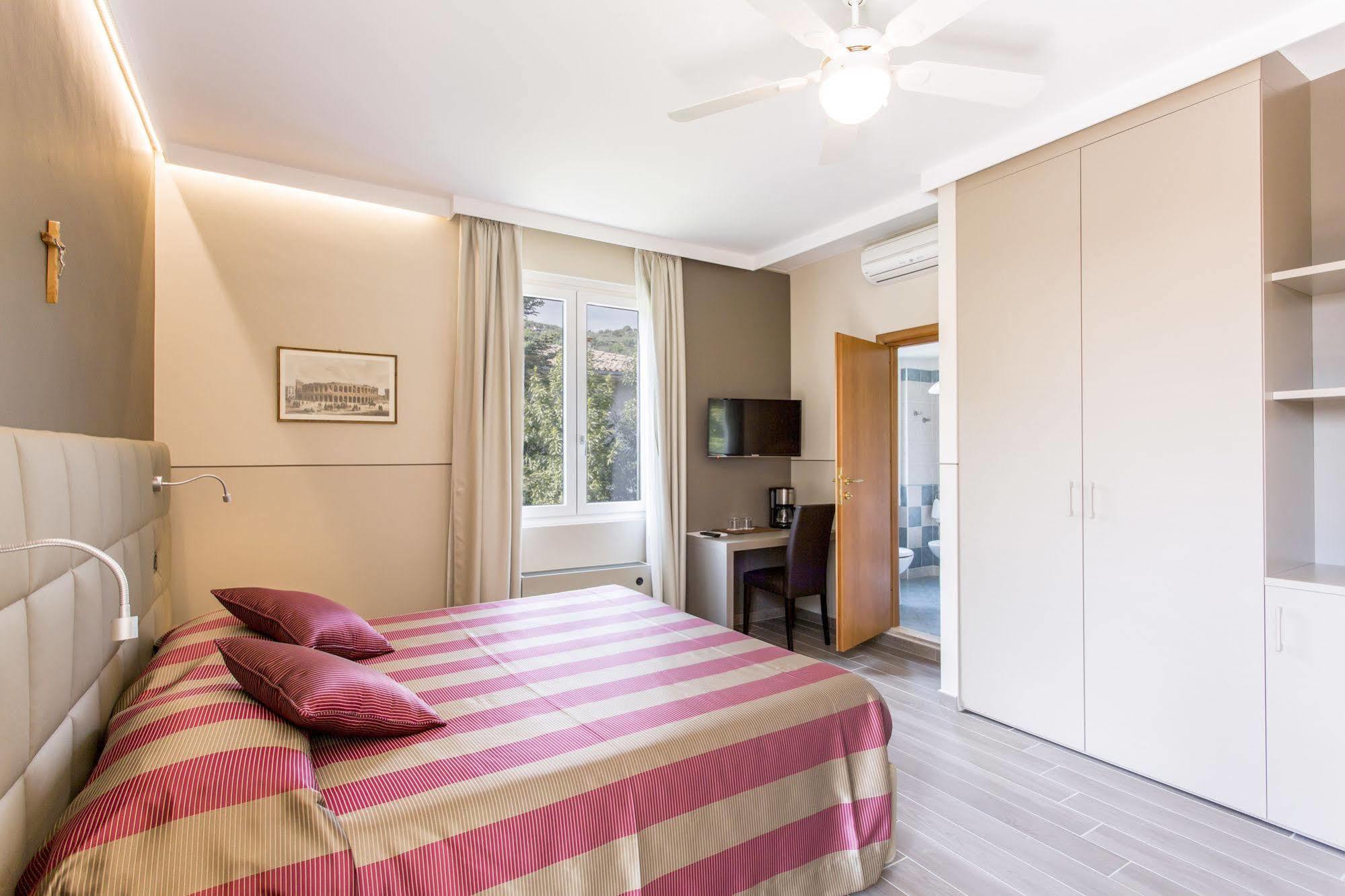 Hotel Sorriso Toscolano Maderno Exteriér fotografie