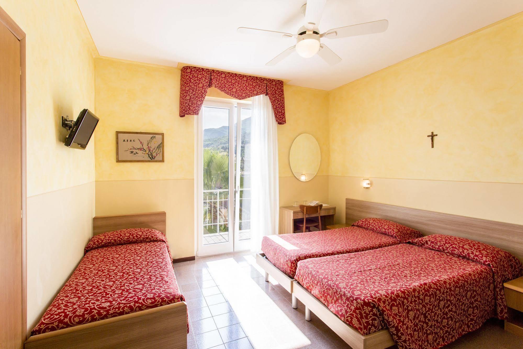 Hotel Sorriso Toscolano Maderno Exteriér fotografie