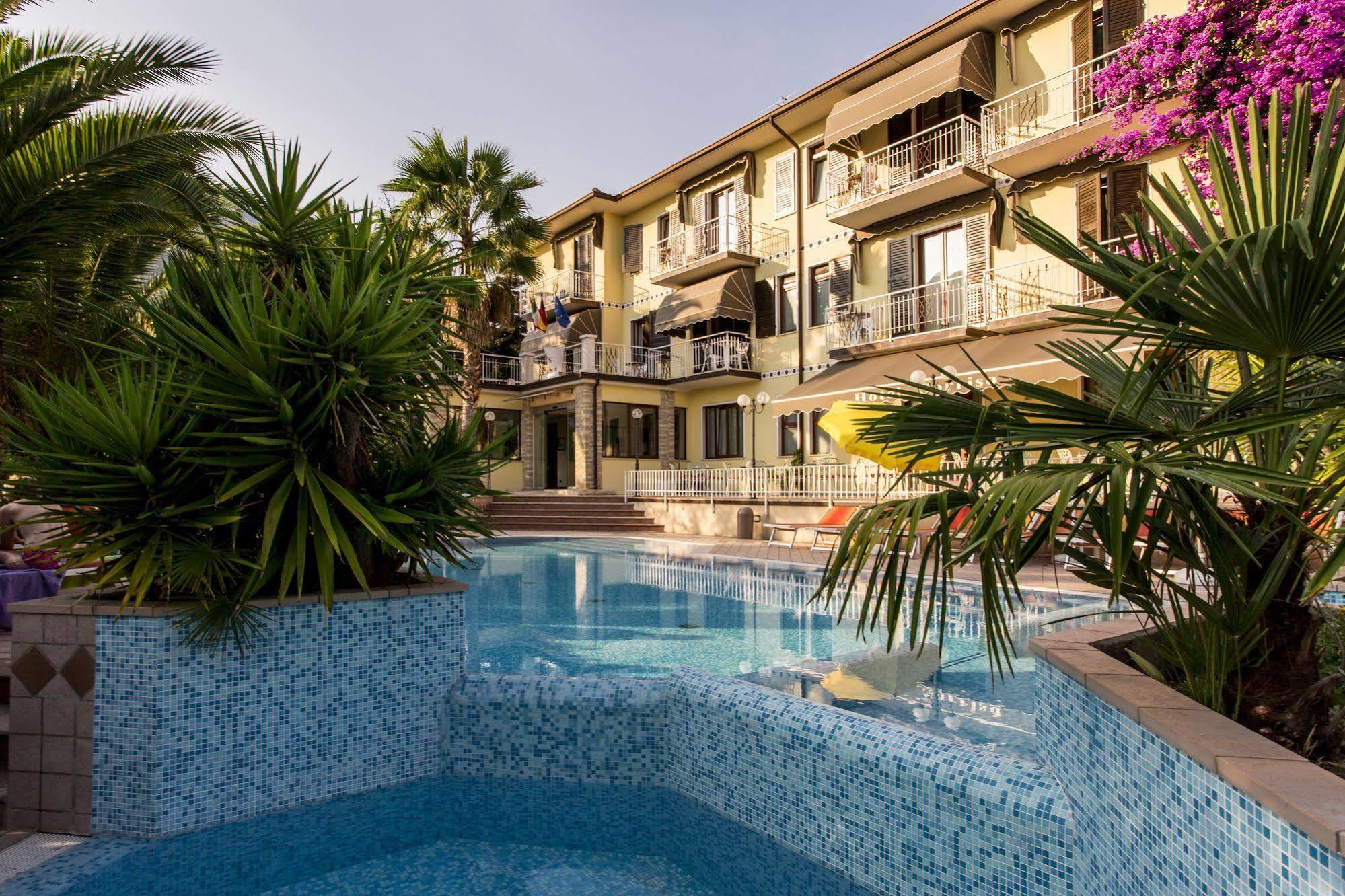Hotel Sorriso Toscolano Maderno Exteriér fotografie